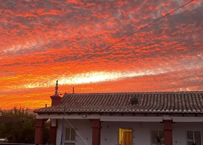 Casa rural Mijas. Cerca playa y montaña con jardín Fuengirola